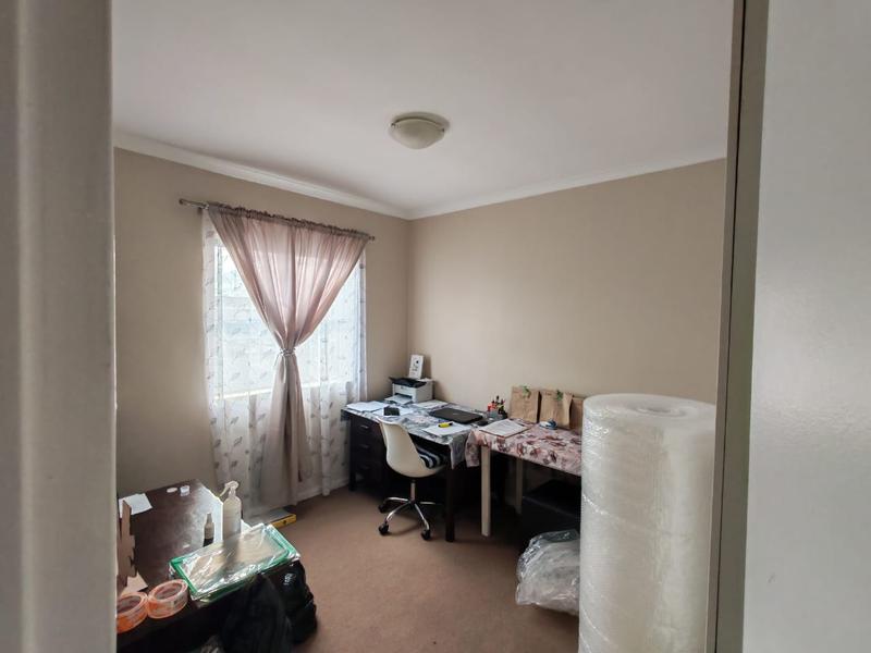 To Let 2 Bedroom Property for Rent in Brackenfell Western Cape